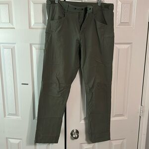 MEN’S - Size 34 - Ten Thousand Tactical Pants
